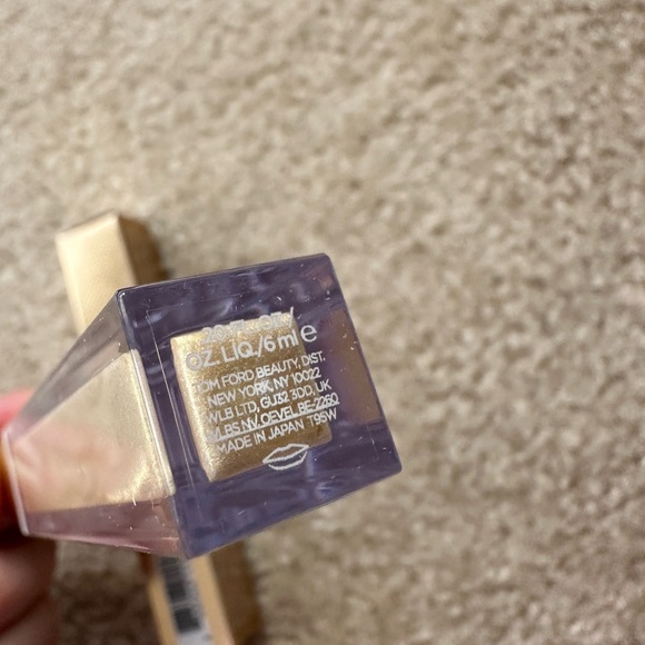 Tom Ford Soleil Sunlust Lip Gloss 0.2oz/6ml - Picture 4 of 6